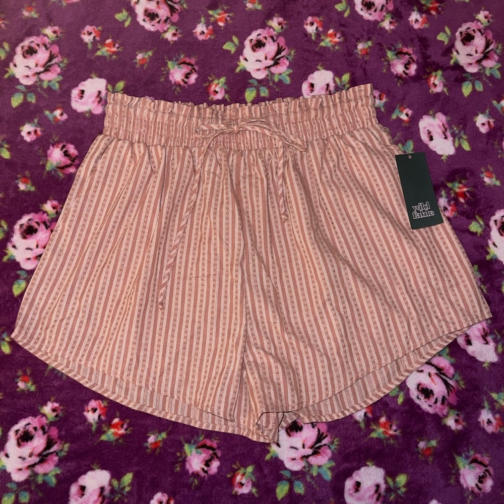 Wild Fable ~ Dust Rose Pattern Shorts!!